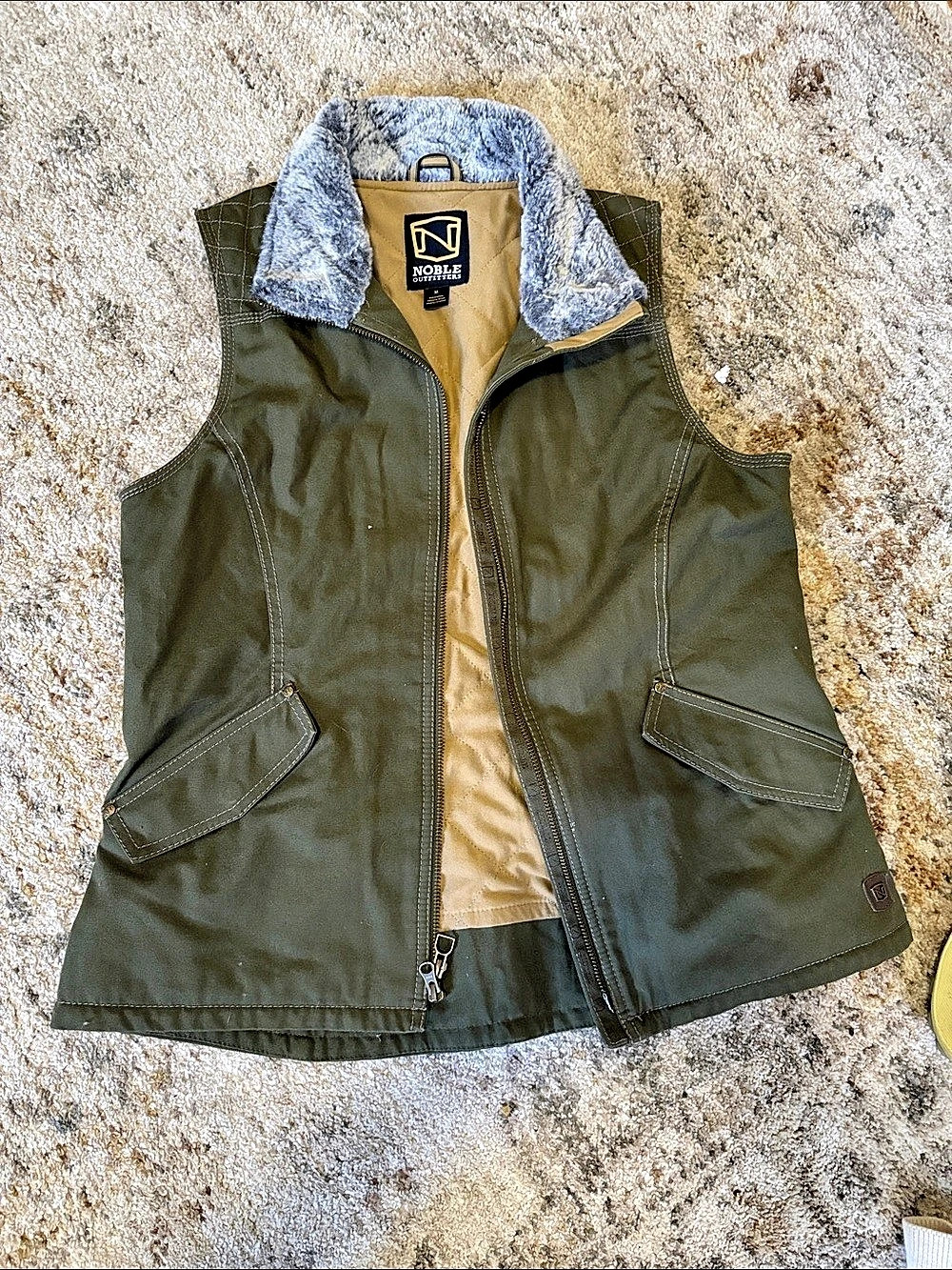 Noble Outfitters Women's Canvas Vest Green & Brown Quilted Vest Medium